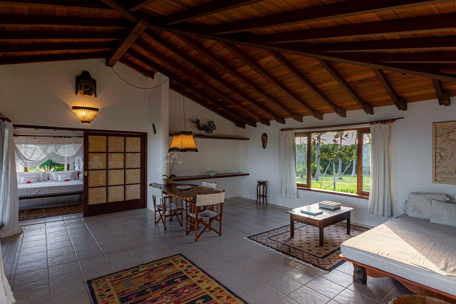 <strong>Lotus Bungalow</strong>